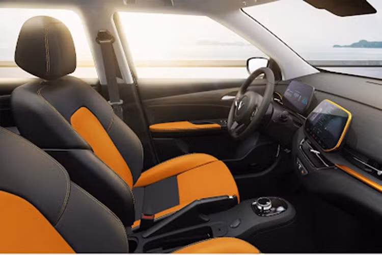 Vinfast VF5 được bảo hành 7 năm hoặc 160.000 km (tùy điều kiện nào đến trước). Đối với xe kèm pin, VinFast áp dụng chính sách bảo hành 7 năm và không giới hạn kilomet với bộ phận này.