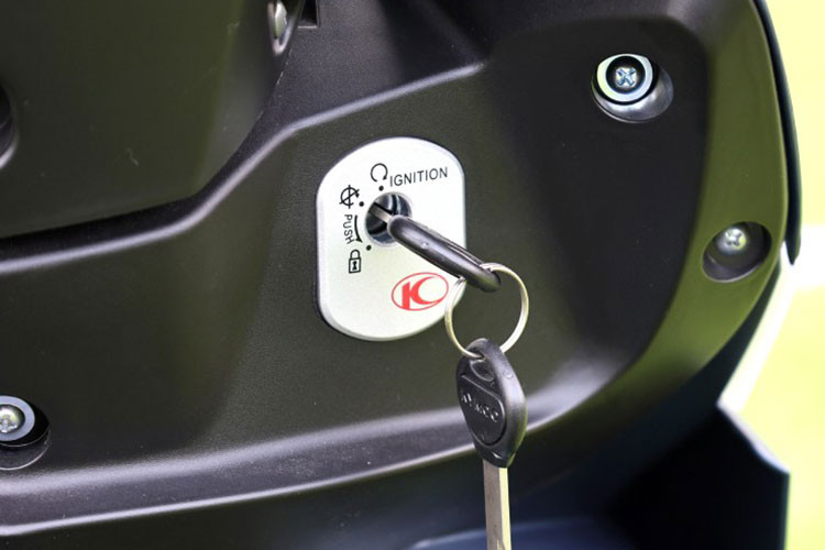 Ngoài những tính năng tiện ích, Kymco Visar S50 tại Việt Nam còn nổi bật với thiết kế thể thao, mạnh mẽ nhưng vẫn giữ được sự nhỏ gọn, linh hoạt.