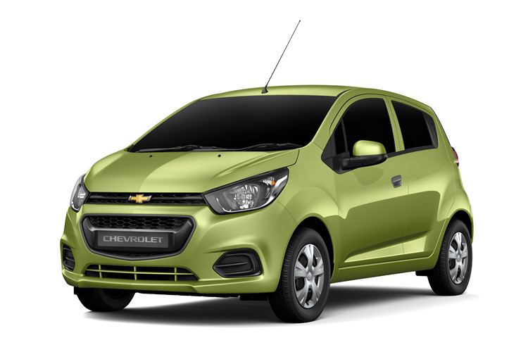 Với mức giá từ 269 triệu đồng, Chevrolet Spark đã vượt qua Kia Morning, trở thành mẫu ôtô rẻ nhất thị trường Việt Nam ở thời điểm hiện nay. Tuy nhiên cần lưu ý phiên bản có giá 269 triệu đồng là bản Spark Duo, là mẫu xe bán tải chỉ có 2 chỗ ngồi, phía sau là thùng chứa hàng.