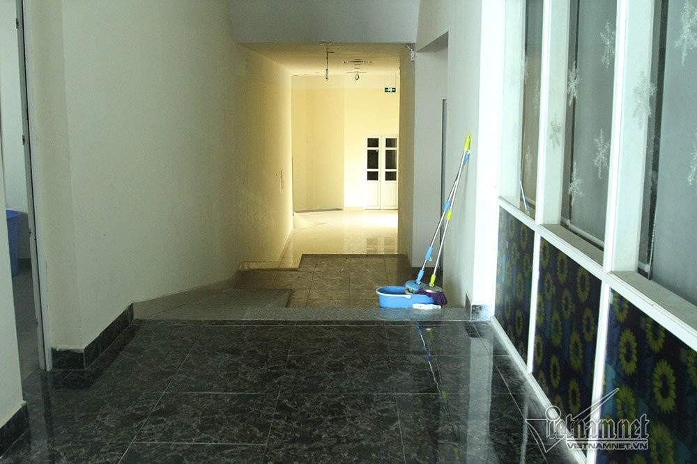 Canh kho tin trong nha hat tram ty o ngoai thanh Ha Noi-Hinh-13