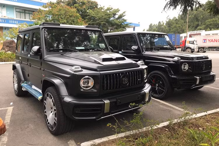 Tại thị trường nước ngoài giá xe Mercedes-AMG G63 Edition 1 2019 bán ra từ 216.475 đô la (tương đương 5,05 tỷ đồng), tại Việt Nam các đại lý tư nhân bán ra khoảng 14 tỷ đồng. Hiện chưa rõ mức giá bán cho hai chiếc Brabus 700 Widestar và Brabus 800 Widestar mới về Việt Nam nhưng chắc chắn sẽ cao hơn bàn thường. 