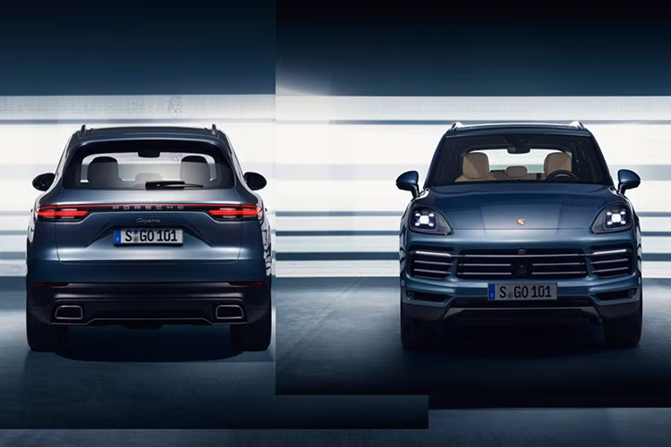 Thiết kế ngoại thất thấy rõ sự khác biệt ở phần đầu xe với lưới tản nhiệt kiểu dáng lớn hơn, đèn LED ban ngày mỏng hơn. Trong khi đó, đèn pha và nắp capo không thay đổi. Thay đổi đáng chú ý nhất ở phía đuôi xe chính là thiết kế đậm chất thể thao, bên cạnh đó, cụm đèn hậu mang phong cách mới tương tự trên người anh em Panamera Sport Turismo.