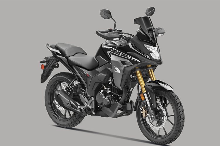 Mức giá xe Honda NX190 2025 chưa được công bố chính thức, nhưng đây là lần đầu tiên mẫu xe này được giới thiệu tại thị trường Nam Mỹ. Trong thời gian tới, nó có thể sẽ mở rộng sang các thị trường khác ở châu Á.