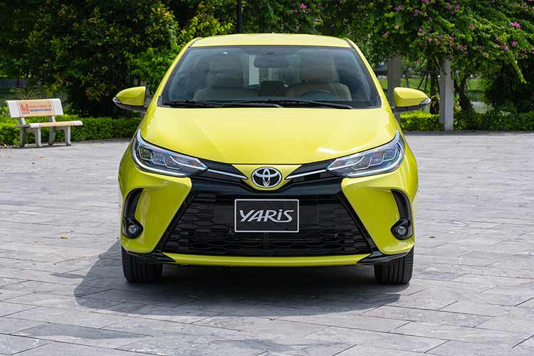  Toyota Yaris: 4 xe Trong tháng 10/2023 chỉ có 4 xe Toyota Yaris đến tay khách hàng Việt Nam, tương đương lượng xe bán ra trong tháng 9. Hiện tại, tại Thái Lan mẫu xe này đã có bản nâng cấp, tuy nhiên ở Việt Nam mẫu xe này vẫn đang phân phối mẫu cũ.