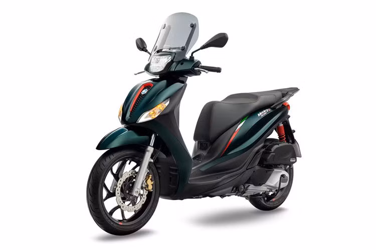 Piaggio Việt Nam vừa chính thức bổ sung thêm phiên bản đặc biệt cho mẫu xe ga cao cấp Piaggio Medley S 150 2021 mới. Theo đó, Piaggio Medley S 150 Đặc biệt sẽ sở hữu màu sơn riêng và được bổ sung thêm trang bị đi kèm.