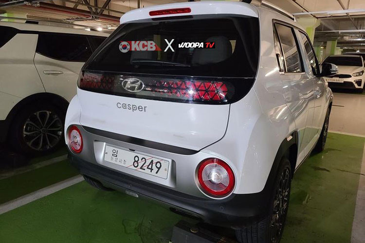 Theo dự kiến, Hyundai Casper 2022 sẽ được ra mắt Hàn Quốc ngay trong tháng 9 này và những chiếc xe đầu tiên có thể đến tay khách hàng vào cuối năm nay. Hiện tại, mức giá xe Hyundai Casper 2022 vẫn còn là ẩn số.