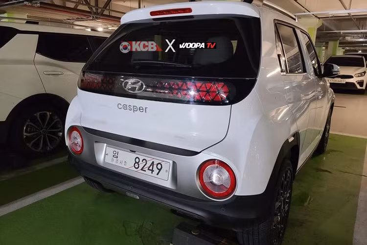 Theo dự kiến, Hyundai Casper 2022 sẽ được ra mắt Hàn Quốc ngay trong tháng 9 này và những chiếc xe đầu tiên có thể đến tay khách hàng vào cuối năm nay. Hiện tại, mức giá xe Hyundai Casper 2022 vẫn còn là ẩn số.