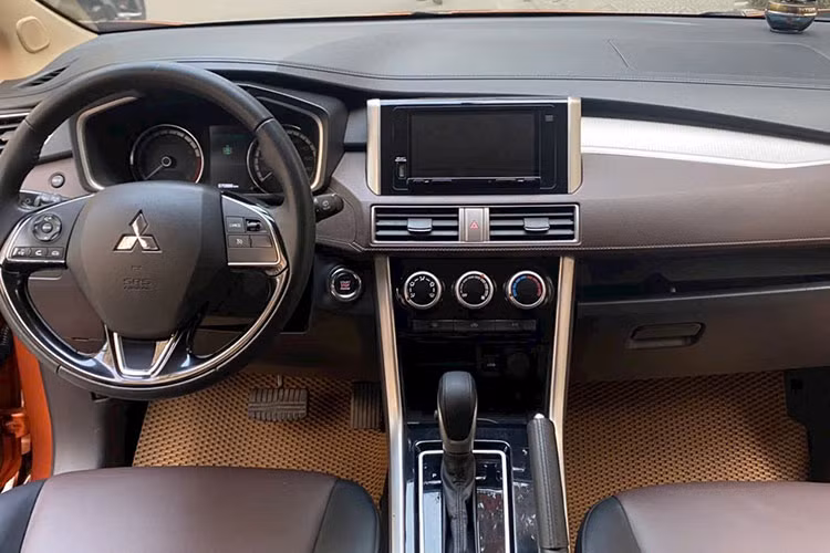 Mặc dù đã chạy hơn 70.000 km sau 4 năm sử dụng nhưng xe vẫn được cam kết “bao check toàn quốc” – nghĩa là người mua có thể kiểm tra tại bất kỳ gara nào để đánh giá tình trạng thực tế. Điều này thể hiện sự tự tin của người bán đối với chất lượng xe.