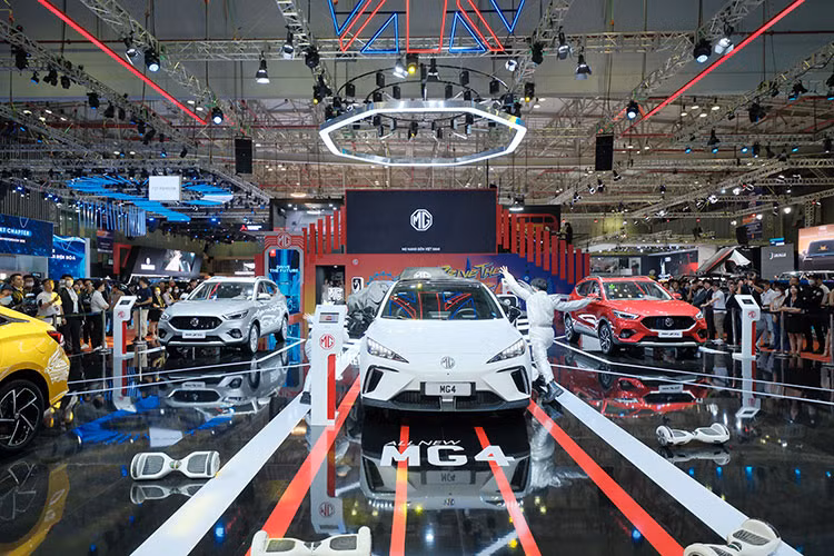 MG4 hoàn toàn mới là chiếc Cross-Hatch (mẫu xe kết hợp giữa Crossover và Hatchback) chạy điện đột phá, được sáng tạo trên Nền tảng có thể mở rộng mô-đun (MSP) mà MG phát triển. Đây cũng là mẫu xe quan trọng hàng đầu của MG tại nhiều thị trường trên thế giới, đặc biệt là tại châu Âu.