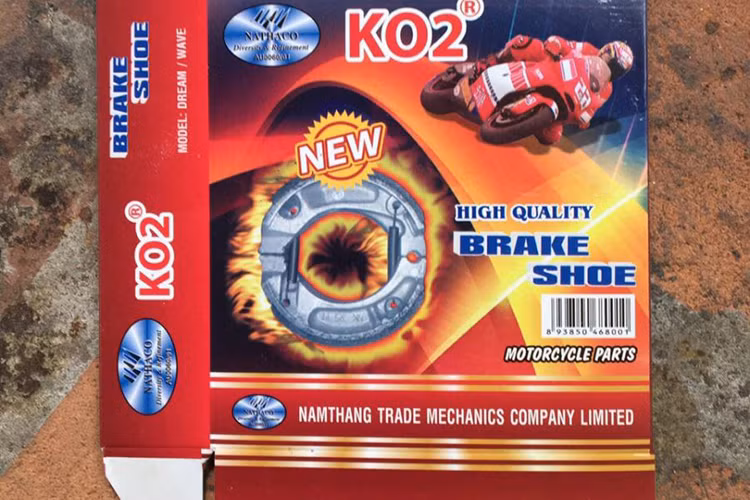 Bám sát chỉ đạo của Thủ tướng Chính phủ về việc kiểm tra, xử lý tình trạng kinh doanh hàng giả, hàng nhập lậu là phụ tùng xe máy, xe điện, Tổng cục Quản lý thị trường đã nhanh chóng chỉ đạo Cục Quản lý thị trường các tỉnh, thành phố tăng cường kiểm tra, kiểm soát mặt hàng này. 