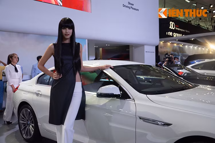 Euro Auto không đã mang vẻ đẹp Châu Âu đến với triển lãm Quốc tế đầu tiên tại Việt Nam lần này.