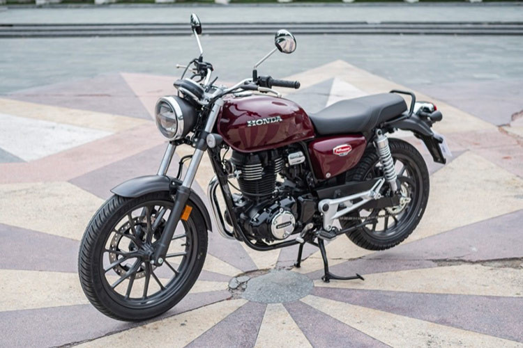 Trong tháng 9/2024 vừa qua, Honda Việt Nam (HVN) đã âm thầm ra thông báo triệu hồi để thay thế miễn phí cảm biến tốc độ của môtô Honda CB350 H’ness đời 2021 đến 2024 ở Ấn Độ, do hãng xe Nhật Bản nhập khẩu và phân phối chính hãng.