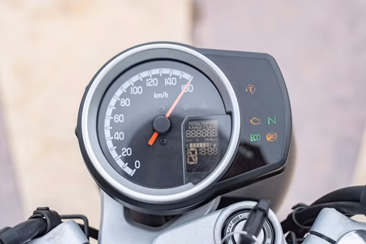 Trong thời gian này, chủ xe CB350 H’ness vẫn có thể tiếp tục sử dụng xe cho tới khi kế hoạch cụ thể được Honda Việt Nam thông báo. Mẫu môtô được xác nhận vẫn có thể dừng một cách an toàn dù hiện tượng kể trên xảy ra ở phanh trước hay phanh sau.