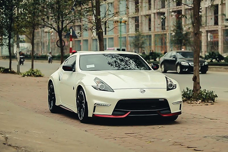 Nissan 370Z có tỷ lệ tai nạn tử vong là 6,2 xe trên mỗi 1 tỷ dặm đường.