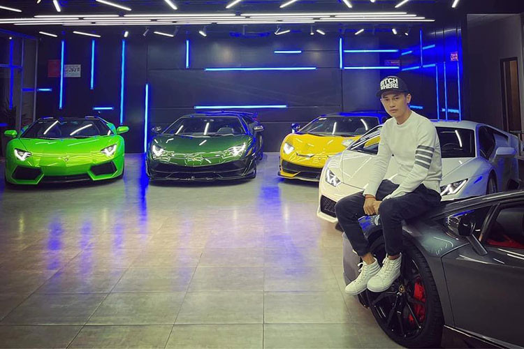 Vụ việc trùm buôn siêu xe Phan Công Khanh bị Phòng Cảnh sát hình sự (PC02) Công an Tp.HCM tạm giữ vào ngày 9/7 để điều tra, làm rõ về hành vi “Lạm dụng tín nhiệm chiếm đoạt tài sản” đã khiến dư luận, đặc biệt là giới yêu xe không khỏi xôn xao.