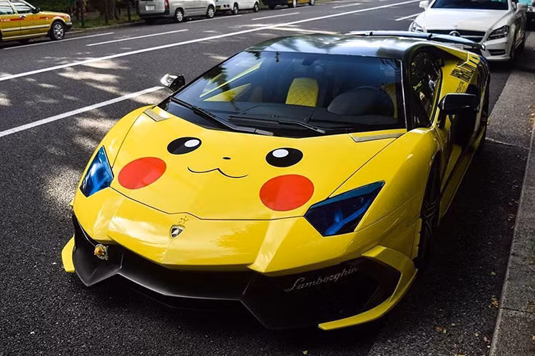 Theo hãng siêu xe Lamborghini cho biết, thời gian chuyển số của Aventador chỉ khoảng 50 phần nghìn giây, nhanh hơn 40% so với các loại hộp số ly hợp kép tiêu chuẩn. Với tất cả những công nghệ hàng đầu đó, Aventador tăng tốc lên 100 km/h từ vị trí xuất phát chỉ trong 2,9 giây và vận tốc tối đa 350 km/h.