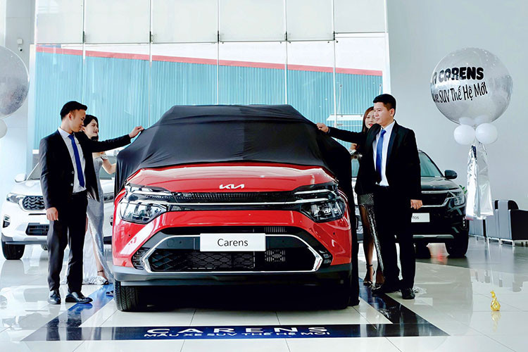 Loat xe MPV gia dinh dang giam gia ca tram trieu tai Viet Nam-Hinh-3