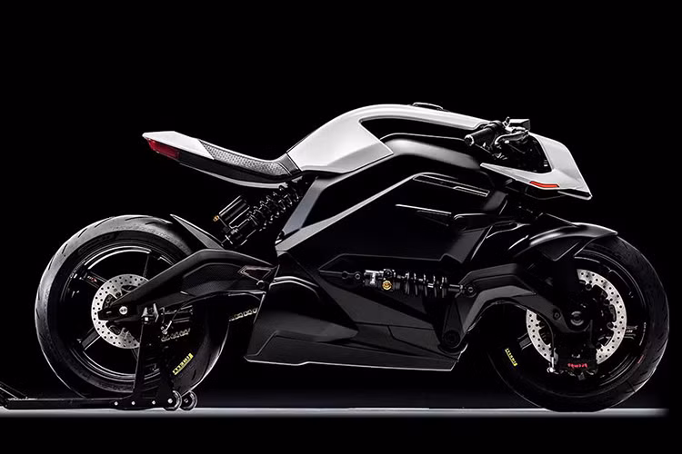 Arc Vehicle Ltd là công ty tại Anh Quốc, đứng đầu là Mark Truman, người cực kỳ đam mê với xe máy và đã dành 3 năm để nghiên cứu xe máy điện Arc Vector. Arc là một bước đầu tư của InMotion Ventures - một Quỹ đầu tư của Jaguar Land Rover nhằm hỗ trợ các công ty tạo ra những sản phẩm nhằm thay đổi phương thức di chuyển trên thế giới.