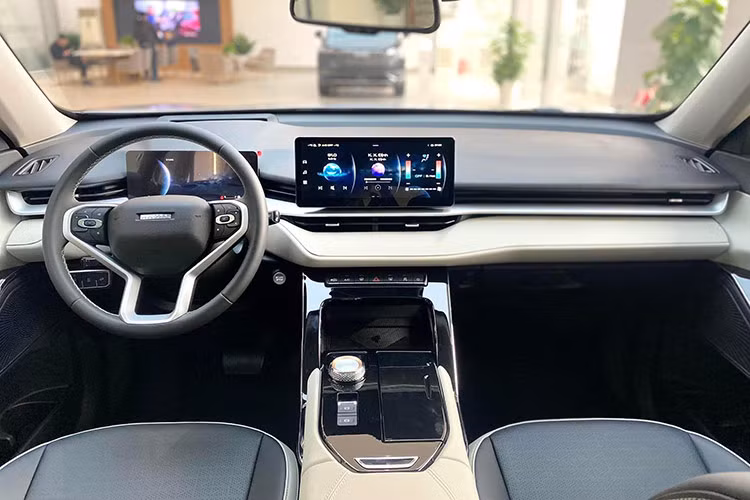 Haval H6 tai Viet Nam dang giam gan 150 trieu dong tai dai ly-Hinh-2