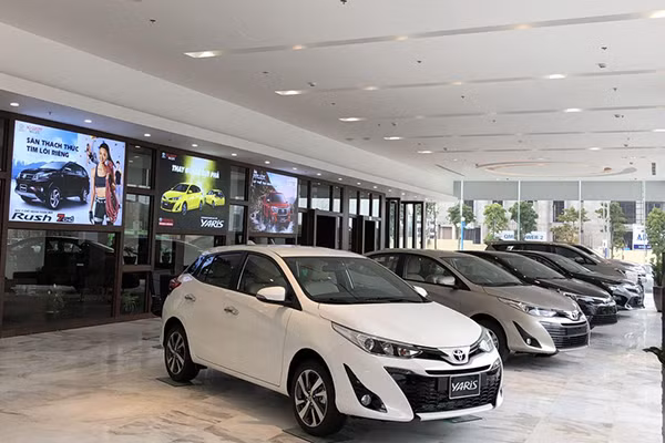 Loat xe Toyota giam gia tai Viet Nam, cao nhat 25 trieu dong