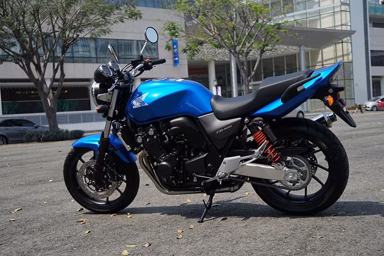 Nếu cảm biến phát hiện các van đột ngột mở rộng, hệ thống lập tức sử dụng 4 van để đảm bảo không ảnh hưởng tới gia tốc trong quá trình tăng tốc.