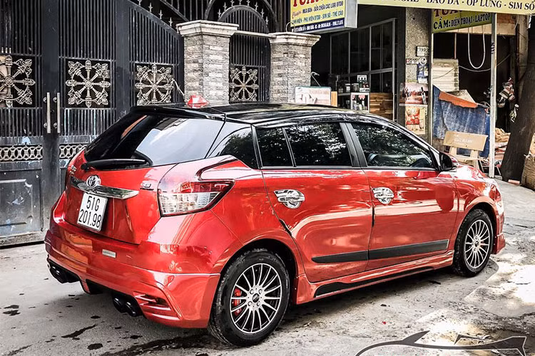 Có rất nhiều kiểu bodylip với các phong cách khác nhau dành cho xe Toyota Yaris độ được sản xuất ở Thái Lan giúp cho chiếc xe trở lên cá tính và mạnh mẽ hơn nhiều so với nguyên bản khi được bán ra thị trường. Đáng chú ý, mức giá của những gói độ này cũng không quá cao.