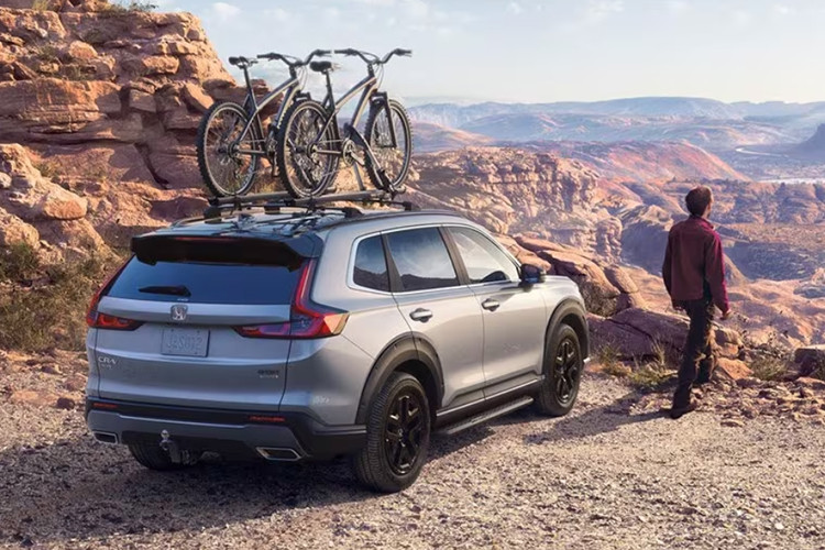 Mới đây, trong một buổi họp báo, hãng đã chia sẻ với giới truyền thông những thông tin quan trọng về tương lai gần, mở ra nhiều kỳ vọng cho những mẫu xe sắp ra mắt trong năm nay.