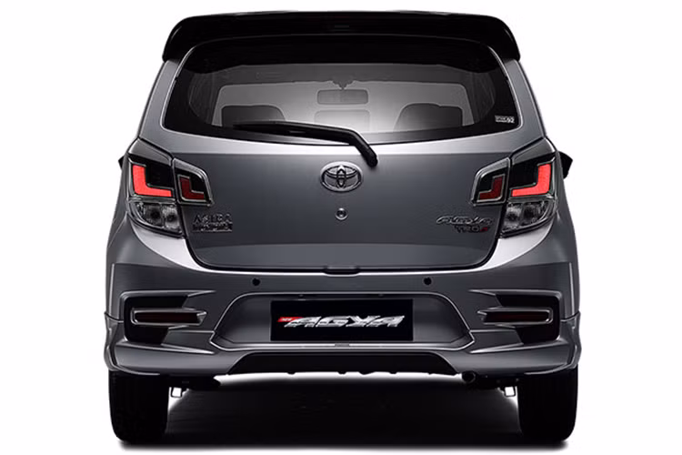 Với việc thời điểm ra mắt đã đến gần, các đại lý cũng đã bắt đầu nhận cọc xe với một thông tin rất đáng chú ý, đó chính là việc giá xe Toyota Wigo 2020 dự kiến của mẫu hatchback hạng A này sẽ rẻ hơn so với bản cũ 10 – 20 triệu đồng dù rằng có trang bị mới.