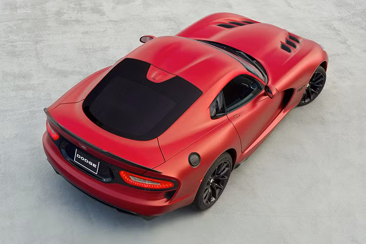 Nếu bạn còn nhớ mẫu Dodge Viper GTC thì bạn sẽ không quên con số ấn tượng: 25 triệu kiểu kết hợp màu dành riêng cho nó.
