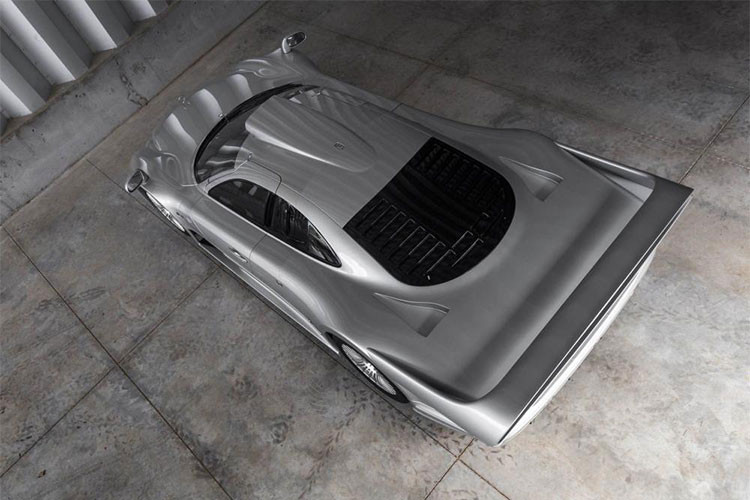 Mức giá dự kiến siêu xe này thu về từ buổi đấu giá sẽ dao động con số 4,25 đến 5,25 triệu đô la (tương đương khoảng 98,7 đến 122 tỷ đồng). 