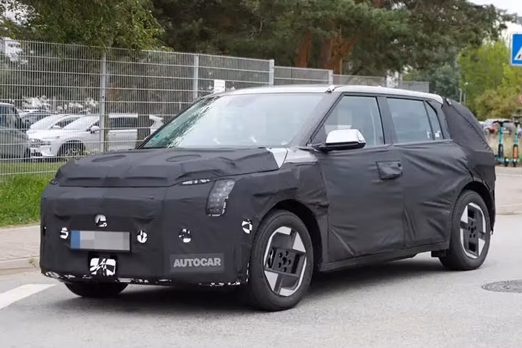 Xe dien gia re Kia EV3 sap ra mat-Hinh-2