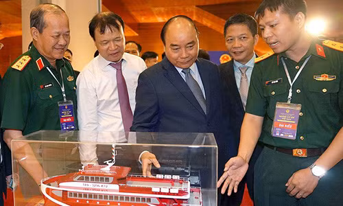 Khong ap thue tieu thu dac biet voi xe oto dien