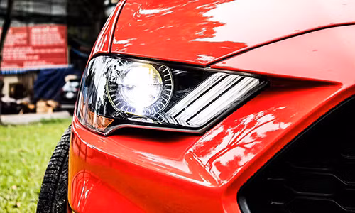 Động cơ Ecoboost của Ford trang bị trên Ford Mustang 2020 thực sự đáng giá khi xe có khả năng tăng tốc ấn tượng. Theo đó, để đạt tốc độ 100 km/h từ vị trí xuất phát, Ford Mustang 2020 chỉ mất khoảng hơn 4 giây.