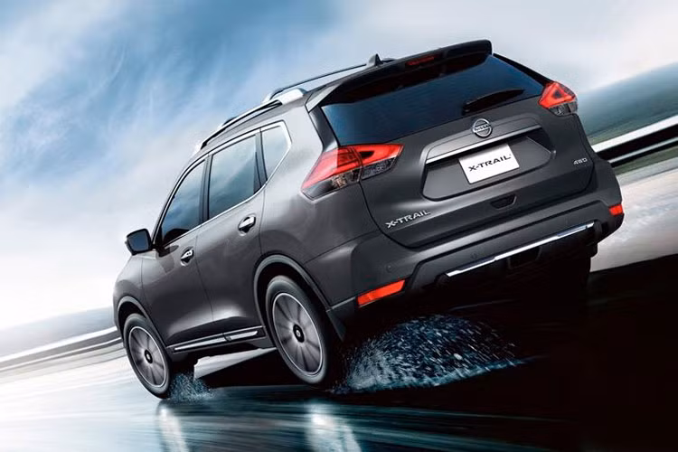 Tin đồn cho biết, Nissan X-Trail 2022 thế hệ mới hiện đang rục rịch ra mắt thị trường Úc với cả phiên bản dùng máy xăng thông thường lẫn PHEV. Ở bản thường, Nissan X-Trail 2022 được trang bị động cơ xăng 4 xi-lanh thẳng hàng, dung tích 2.5L, sản sinh công suất tối đa 181 mã lực và mô-men xoắn cực đại 245 Nm.