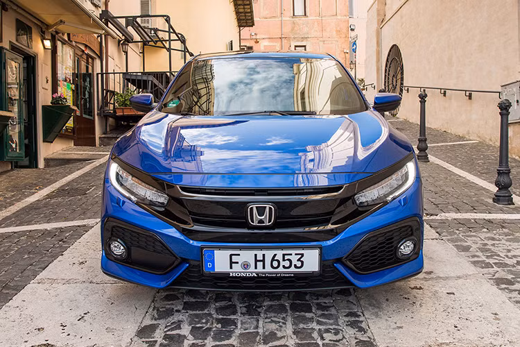 Theo hãng xe hơi Honda, Civic 2019 sẽ được giới thiệu tại Thái Lan vào ngày 28/11 tới với thiết kế và trang bị nâng cấp. Thái Lan đồng thời cũng là thị trường Đông Nam Á đầu tiên đón nhận Honda Civic 2019.