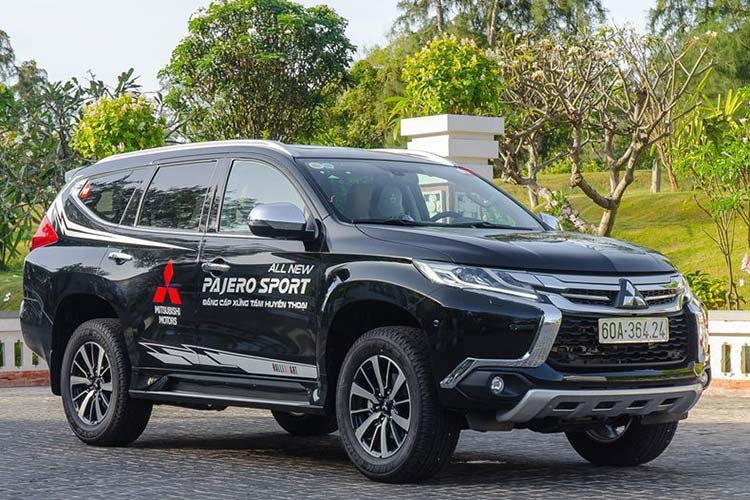 Cùng với Mirage, Pajero Sport là mẫu xe thứ 2 của nhà Mitsubishi bán chậm nhất tại Việt Nam. Tháng 1/2020 doanh số mẫu SUV 7 chỗ này chỉ đạt 37 xe. Được biết, Mitsubishi Pajero Sport được bán ra với 6 phiên bản, giá từ 980,5 đến 1,250 triệu đồng.