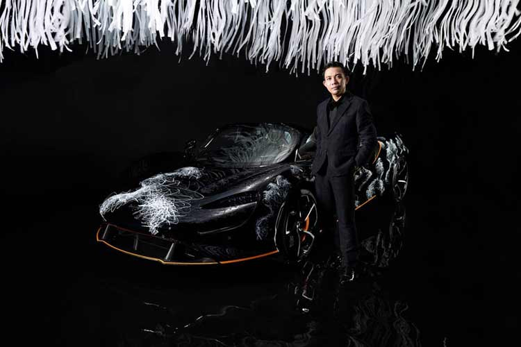  Minh Nhựa mua McLaren Elva giá 190 tỷ đồng Sau khi ra biển số cho siêu xe Pagani Huayra vào ngày 29/10/2018, Minh Nhựa cũng tuyên bố luôn không chơi siêu xe, để các anh em cùng đam mê khác nhập về chơi, 2 năm sau, Hoàng Kim Khánh mang McLaren Senna về Việt Nam dù xe mang biển Campuchia, nhưng cũng khiến cho thị trường siêu xe hypercar tại Việt Nam bắt đầu nóng trở lại. 