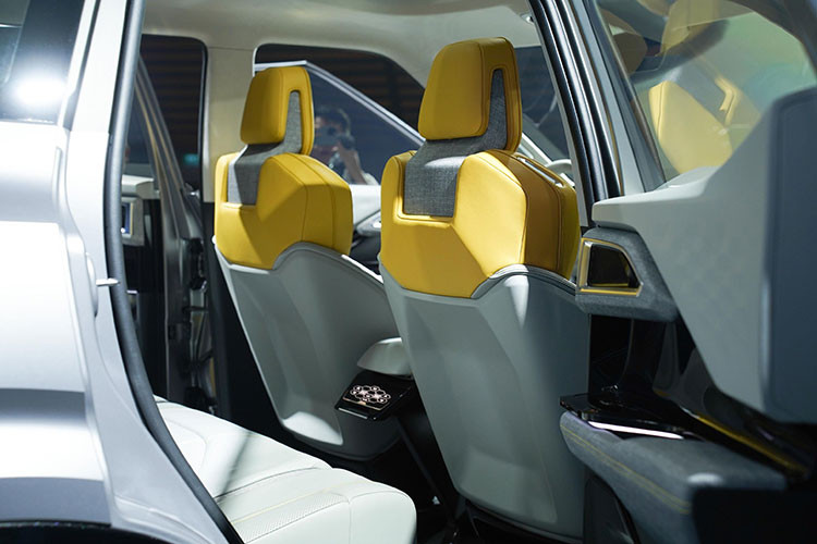 Hiện hãng Mitsubishi chưa công bố thông số kỹ thuật cụ thể của XFC Concept, bao gồm kích thước, trang bị và động cơ. Chỉ biết rằng, xe có khoảng sáng gầm cao cùng 4 chế độ lái, bao gồm Bình thường, Đường sỏi đá, Đường bùn lầy và Đường trơn trượt. Đây cũng là mẫu xe Mitsubishi đầu tiên có chế độ lái Đường trơn trượt nhằm phù hợp với nhu cầu sử dụng tại khu vực Đông Nam Á.