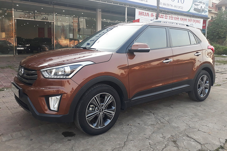 Hiện tại, giá xe Hyundai Creta cũ đã qua sử dụng có số lượng khá ít ỏi trên thị trường, phiên bản máy dầu của dòng xe này hiện có giá khoảng 600 triệu đồng khi rao bán lại. Các phiên bản đời cao hơn chủ yếu là bản máy xăng, các phiên bản mới nhất hiện nay không được phân phối chính hãng tại việt Nam.