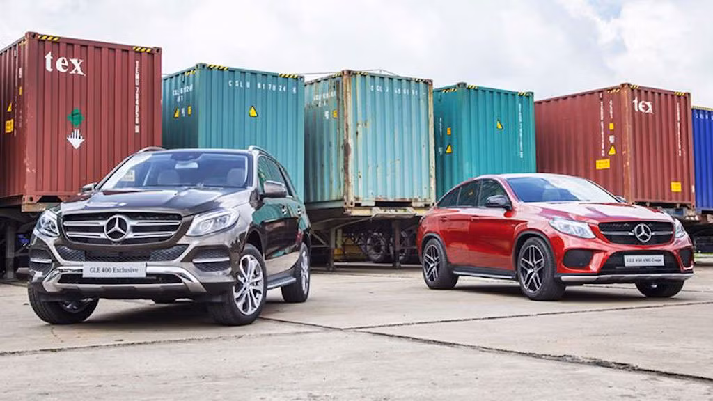 Trieu hoi loat SUV Mercedes-Benz tai Viet Nam nguy co gay tai nan