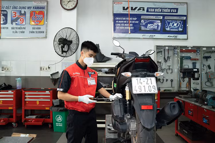 Tan huong cuoi tuan tron ven ben nguoi than tai Yamaha Town-Hinh-4