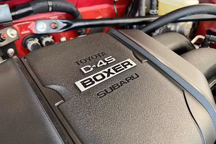 Theo công bố, Subaru BRZ hoàn toàn mới bán tại Việt Nam được trang bị động cơ Boxer 4 xi-lanh, hút khí tự nhiên, sản sinh ra công suất đến 234 PS và mô-men xoắn cực đại đạt 250 Nm. Đi kèm là hộp số tự động 6 cấp và chế độ lái thể thao (Sport) cải tiến.