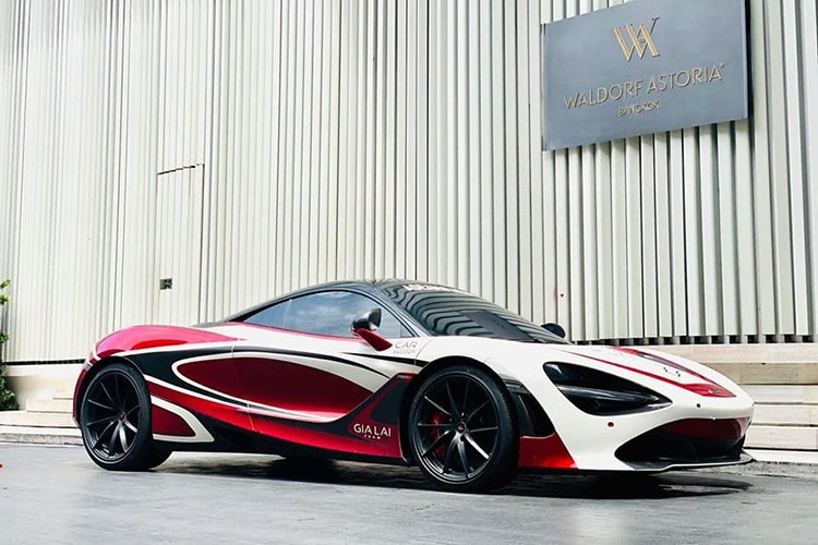 Số phận của hai chiếc siêu xe McLaren 720S đầu tiên về Việt Nam khá giống nhau khi đều được chủ cũ bán lại. Điều đáng chú ý, sau khoảng gần ba tuần đi tiền trạm Asean Rally 2020 qua 3 nước Đông Nam Á khác là Lào, Thái Lan và Campuchia với quãng đường dài hơn 4.000 km, chiếc siêu xe McLaren 720S thứ hai ở Việt Nam đã được trưởng đoàn Car Passion rao bán.