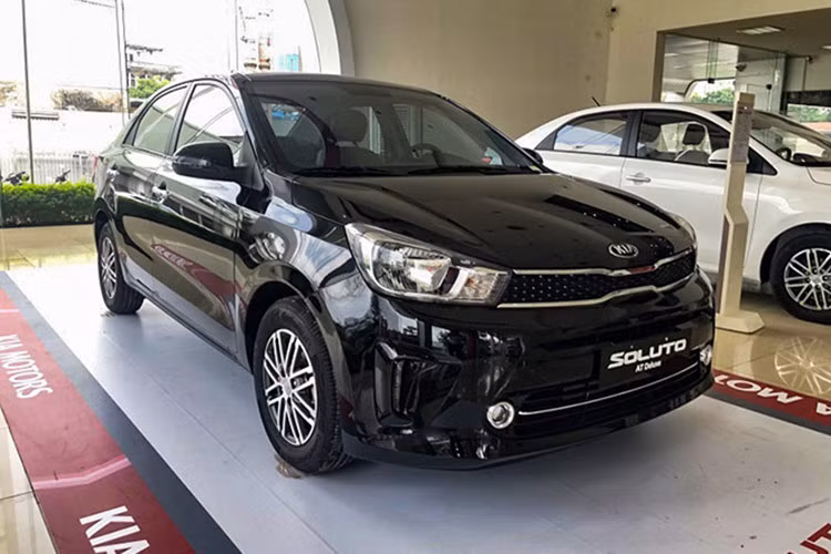 Với 14 xe bán được trong tháng 8/2024, Kia Soluto tiếp tục có tháng thứ 7 liên tiếp nằm trong danh sách 10 mẫu xe bán chậm nhất thị trường, thứ hạng của mẫu sedan cỡ B này cũng tăng từ vị trí thứ 6 ở tháng trước lên vị trí thứ 5.