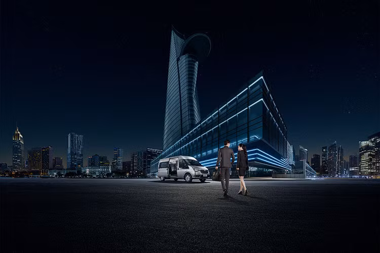 Transit mới sẽ giúp tài xế vừa có cám giác lái xe nhẹ nhàng trong nội đô, vừa đầm chắc trên đường cao tốc, đồng thời giúp tiết kiệm nhiên liệu hơn.