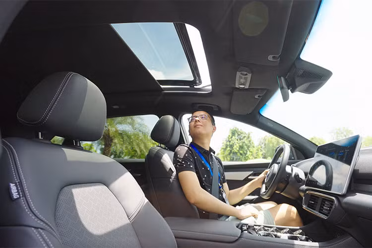 Kể từ ngày 1/09/2022, ngoài hình thức cho thuê pin, VinFast đã chính thức cung cấp thêm lựa chọn mua xe kèm pin nhằm đáp ứng nhu cầu đa dạng của khách hàng.