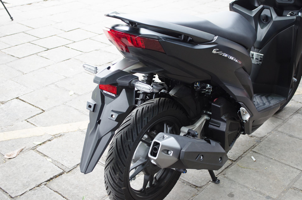 Chiếc Honda Vario 2018 đầu tiên tại Việt Nam dùng động cơ xy-lanh đơn, dung tích 149,3 cc, SOHC, phun nhiên liệu điện tử eSP, cho công suất 13,1 mã lực và mô-men xoắn cực đại 13,4 Nm. Trong khi đó ở Indonesia còn có tùy chọn động cơ 125 cc, với công suất 11,1 mã lực và mô-men xoắn 10,8 Nm.