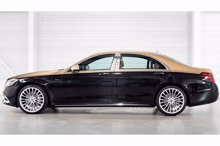 Được gọi bằng cái tên Ultimate S, chiếc Mercedes-Benz S-Class độ độc nhất vô nhị của hãng Hofele sở hữu hàng loạt chi tiết mới khiến người nhìn bị đánh lừa rằng đây là xe siêu sang Mercedes-Maybach S-Class.