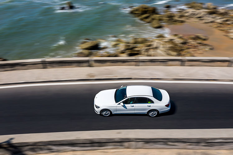 Ở khía cạnh an toàn, E-Class 2021 sở hữu hàng loạt tính năng an toàn đáng chú ý như Hỗ trợ đỗ xe tự động Active Parking Assist tích hợp Camera 360; ATTENTION ASSIST; ESP Curve Dynamic Assist; Crosswind Assist; Phanh tay điều khiển điện với chức năng nhả phanh thông minh; Hỗ trợ khởi hành ngang dốc (Hill-Start Assist) cùng 7 túi khí.