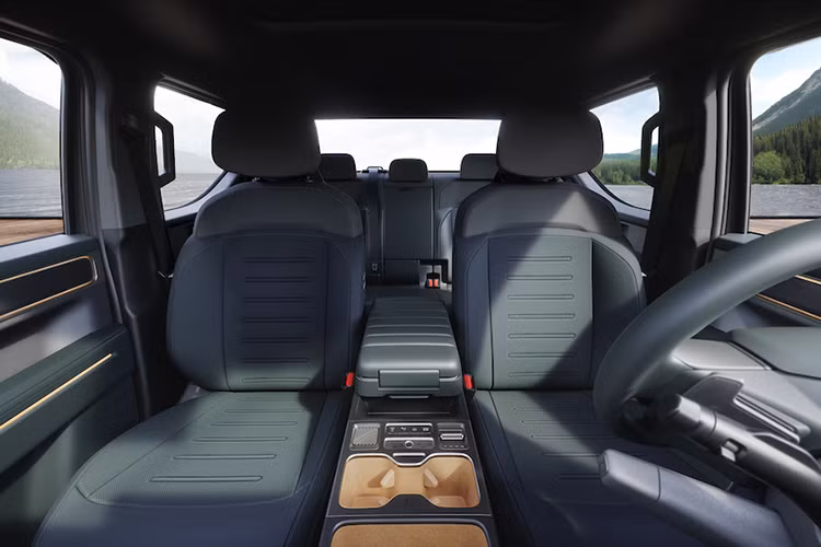 Hiện tại, Kia đang là thương hiệu ôtô lớn thứ tư tại Úc, sau Toyota, Ford và Mazda. Tuy nhiên, với màn ra mắt ấn tượng của Tasman, Kia tự tin hướng tới vị trí thứ hai, chỉ xếp sau Toyota. Đây là bước đi táo bạo thể hiện cam kết đổi mới và dẫn đầu thị trường của Kia.